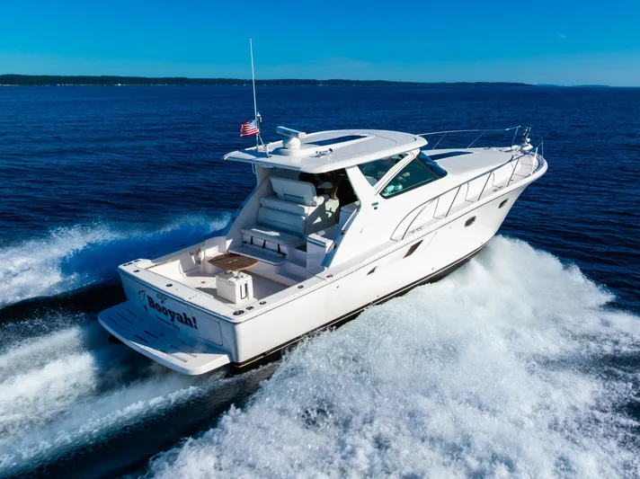 Booyah Yacht Photos Pics 