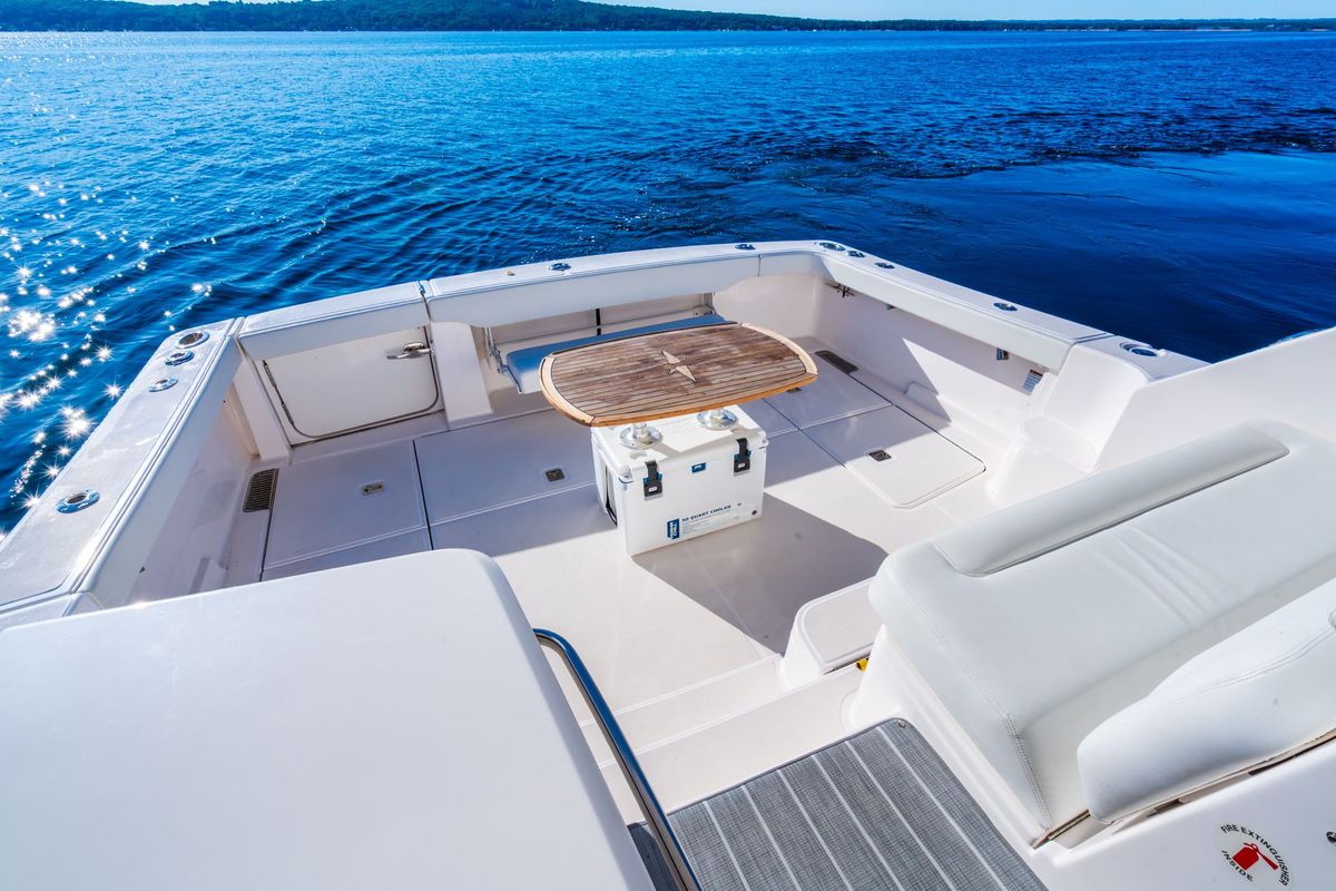 2020 Tiara Yachts 43 