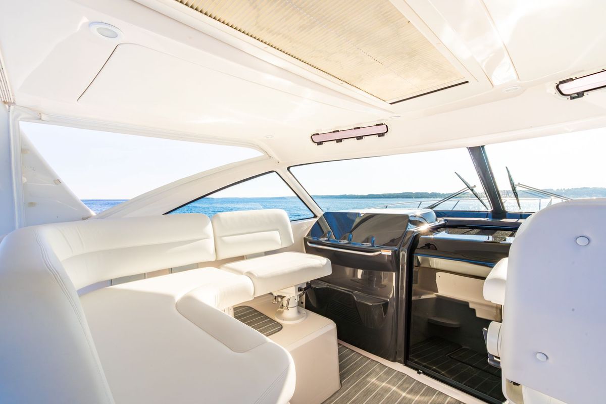 2020 Tiara Yachts 43 