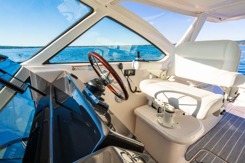 Booyah Yacht Photos Pics 