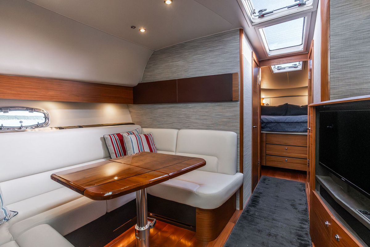 2020 Tiara Yachts 43 