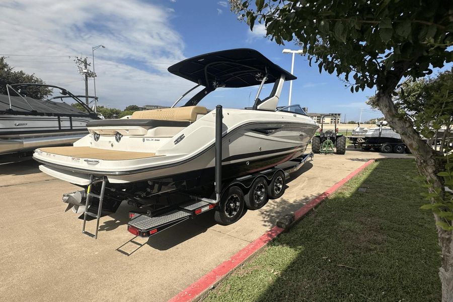 2019 Sea Ray 280 SLX