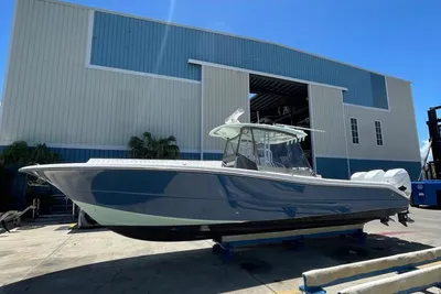 Triton 351 CC