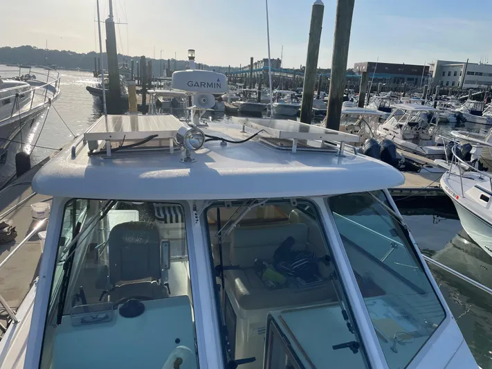 Allure Yacht Photos Pics Solar panels on roof