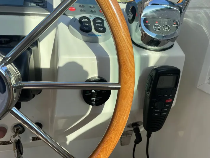 Allure Yacht Photos Pics VHF Radio