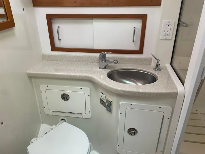 Allure Yacht Photos Pics Head and Vanity