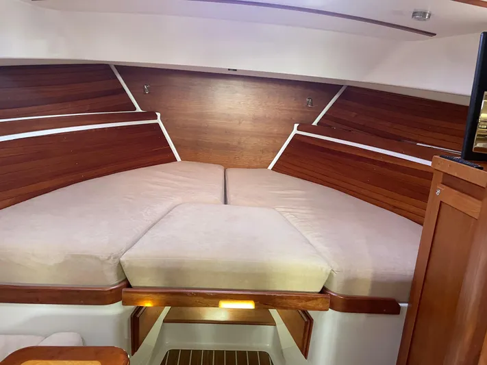 Allure Yacht Photos Pics V Berth with filler