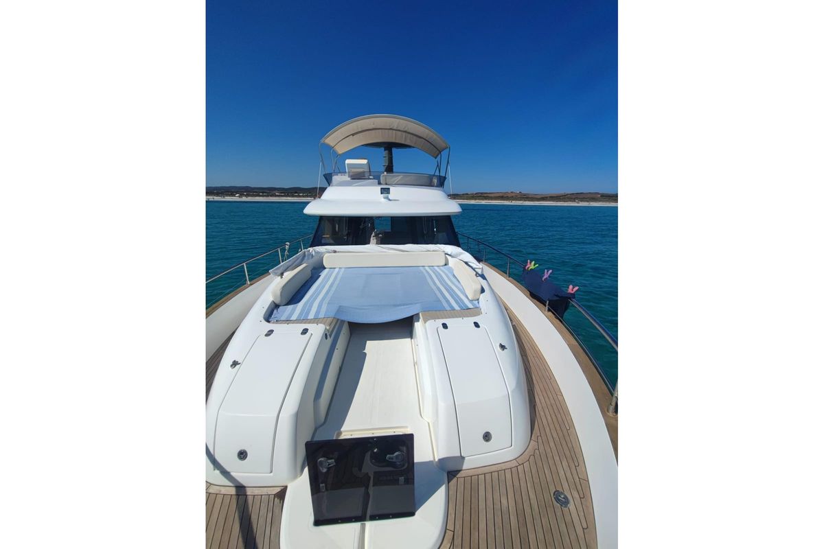 2017 Azimut 55 