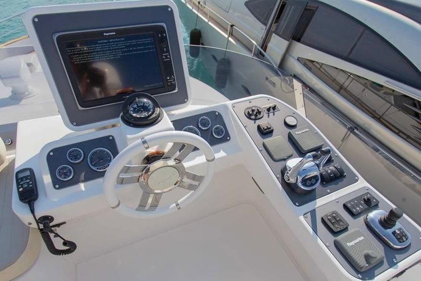 2017 Azimut 55 