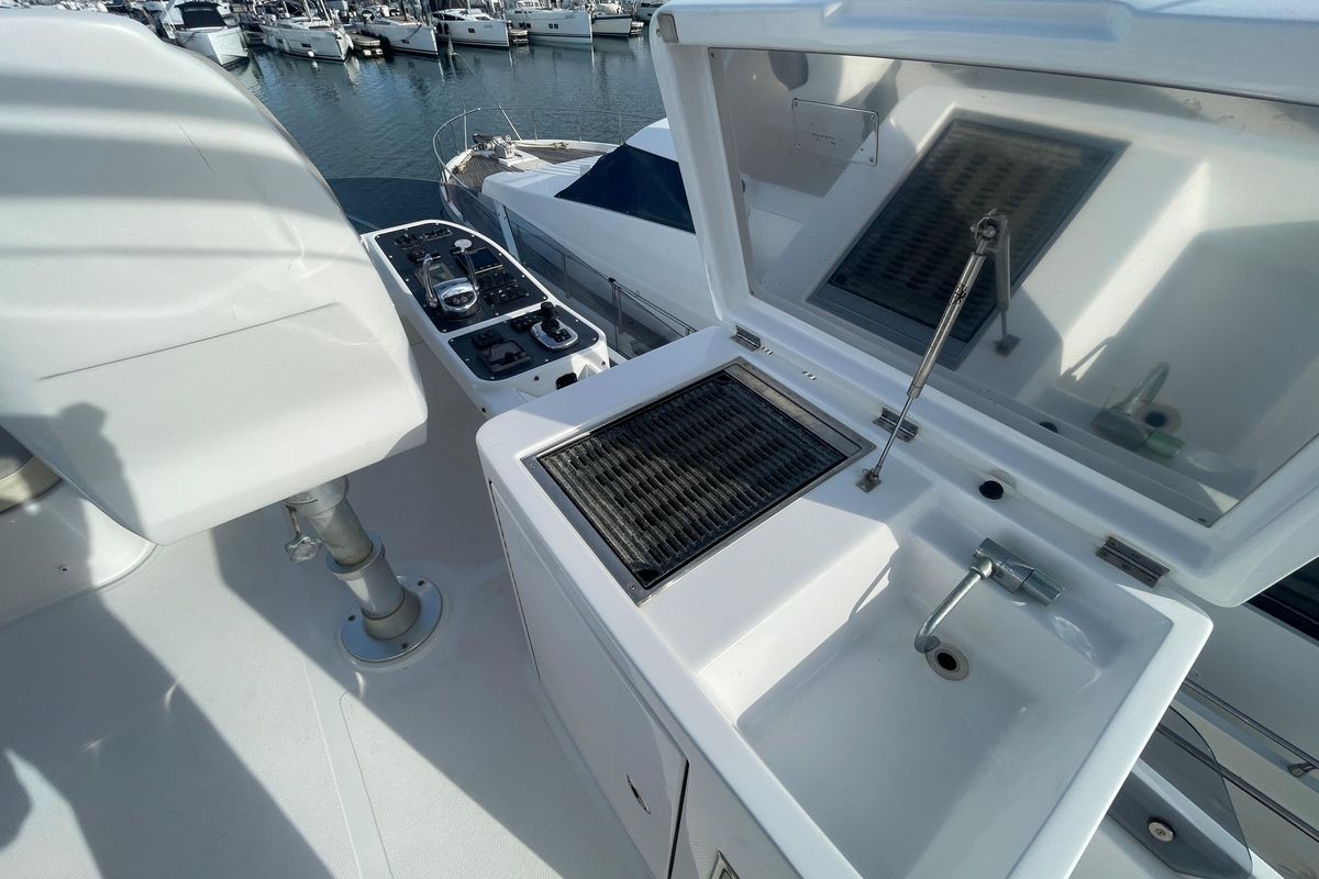 2017 Azimut 55 