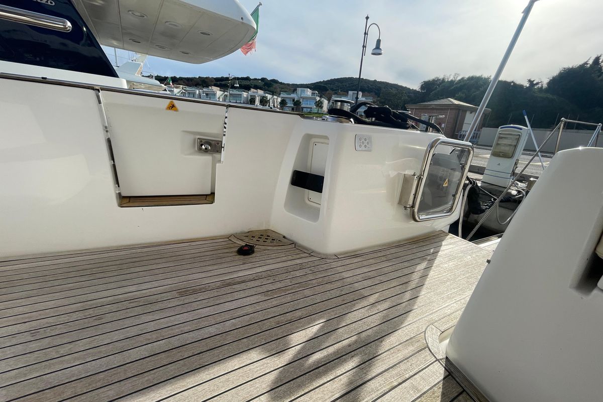 2017 Azimut 55 