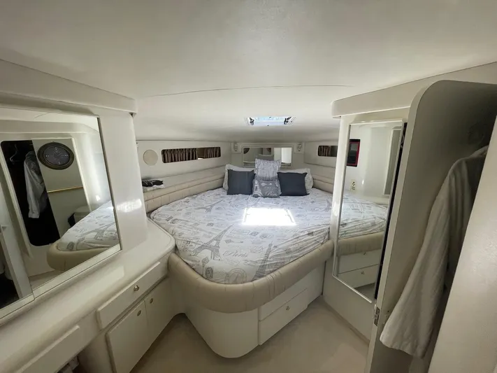 Contessa Yacht Photos Pics 