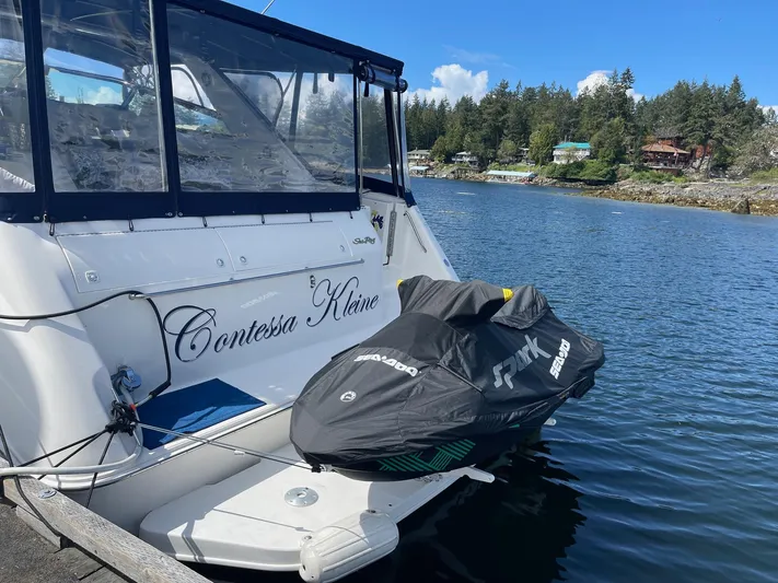 Contessa Yacht Photos Pics 