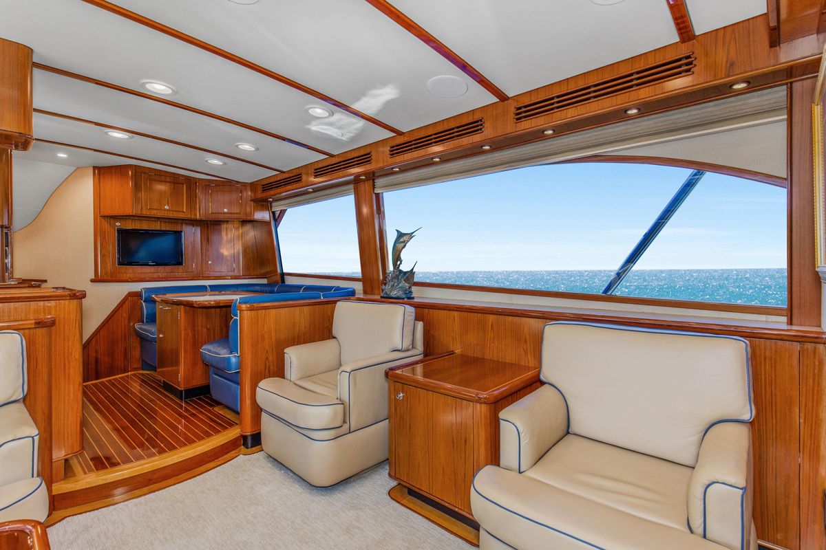 2005 Whiticar 76 
