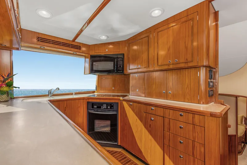 Badonkadonk Yacht Photos Pics 2005 76 Whiticar Enclosed Bridge Badonkadonk Galley