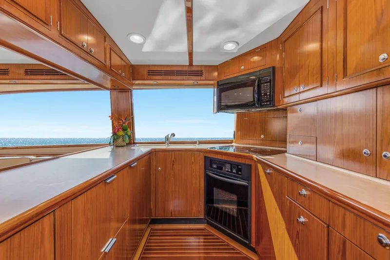 Badonkadonk Yacht Photos Pics 2005 76 Whiticar Enclosed Bridge Badonkadonk Galley