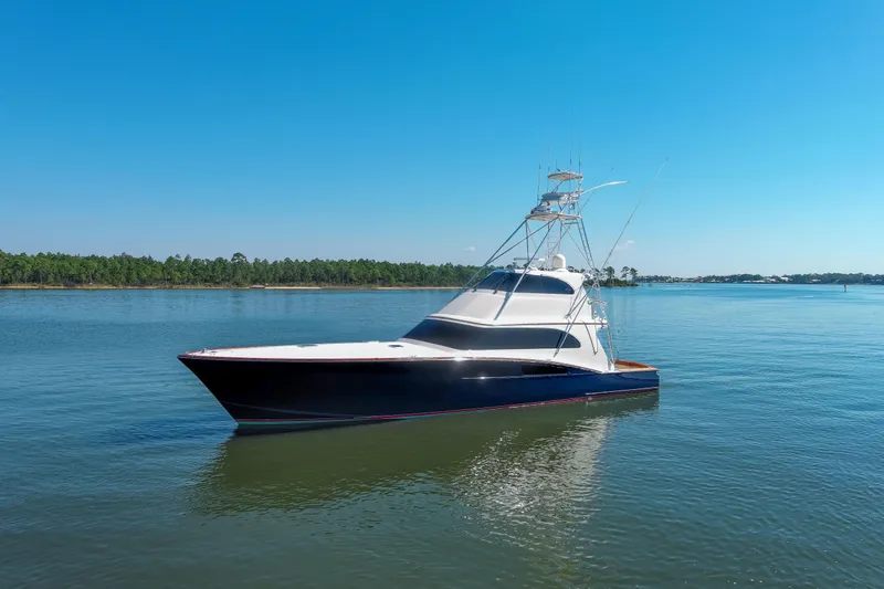 Badonkadonk Yacht Photos Pics 2005 76 Whiticar Enclosed Bridge Badonkadonk Exterior Profile