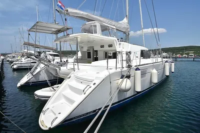 2009 Lagoon 440