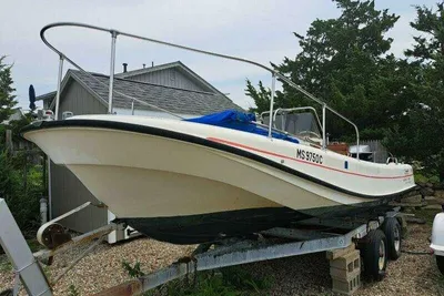 Boston Whaler 21 Outrage