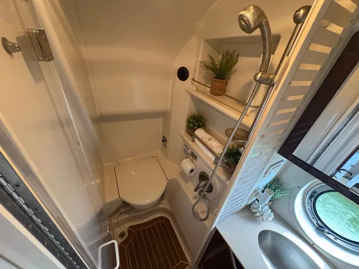 100mill Yacht Photos Pics 