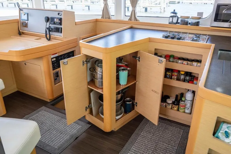 Reunited Yacht Photos Pics 