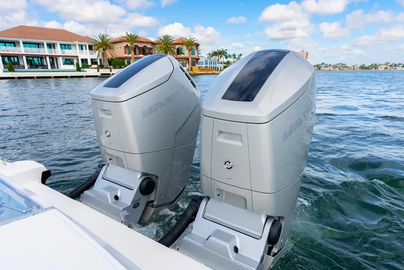 Glory Yacht Photos Pics 