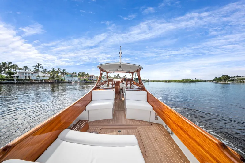 Seaduction Yacht Photos Pics 