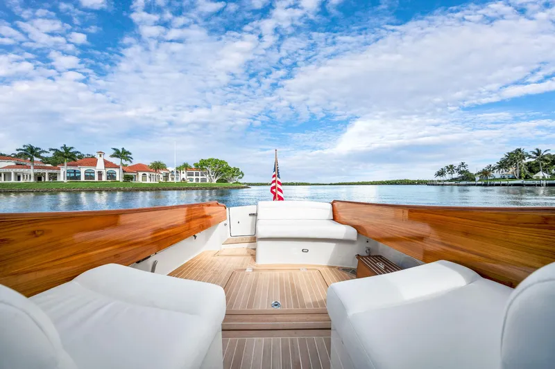 Seaduction Yacht Photos Pics 