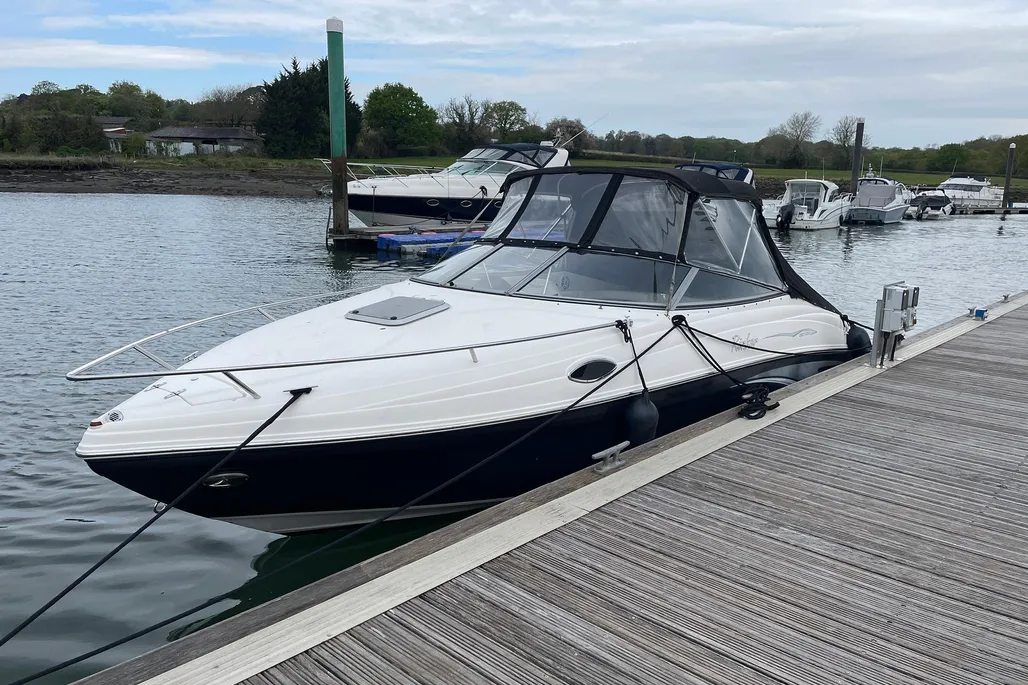 Rinker 232 Captiva | 7m | 2005 - Hampshire | Boats and Outboards