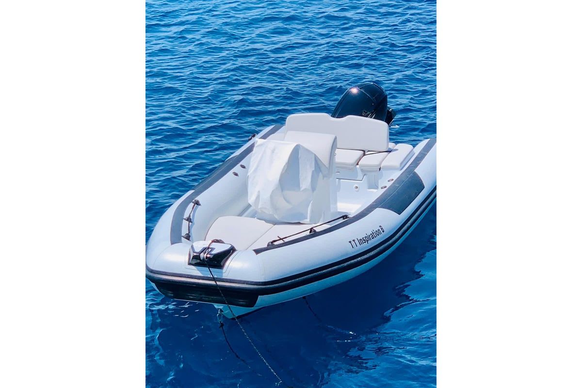 2006 Ferretti Yachts 97 