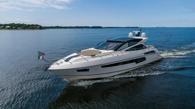 Yolo Yacht Photos Pics 