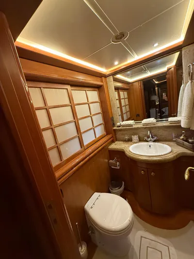 Sunrise Yacht Photos Pics 