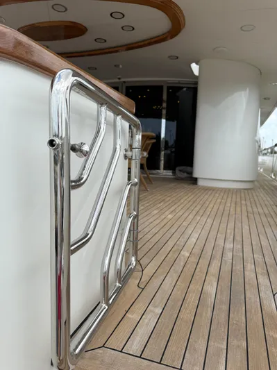 Sunrise Yacht Photos Pics 