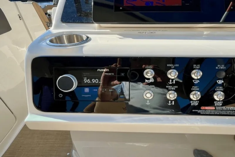 Bobber Ann Yacht Photos Pics 