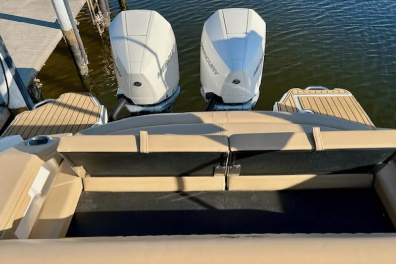 Bobber Ann Yacht Photos Pics 