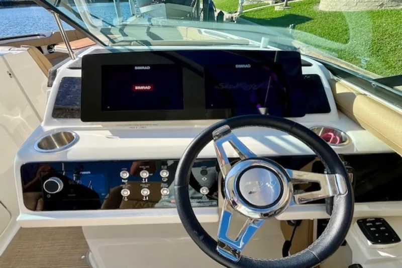 Bobber Ann Yacht Photos Pics 