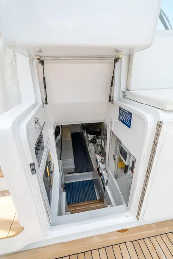 Reel Tycoon Yacht Photos Pics 