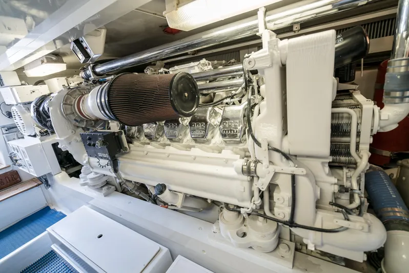 Reel Tycoon Yacht Photos Pics 