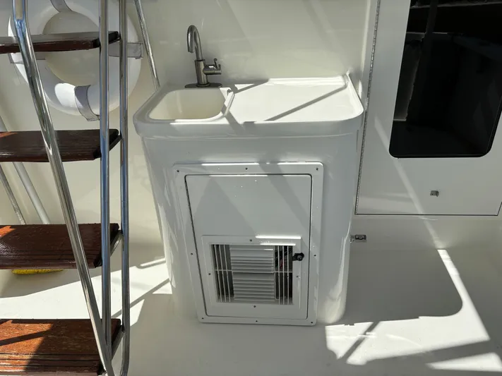 Blue Moon Yacht Photos Pics 