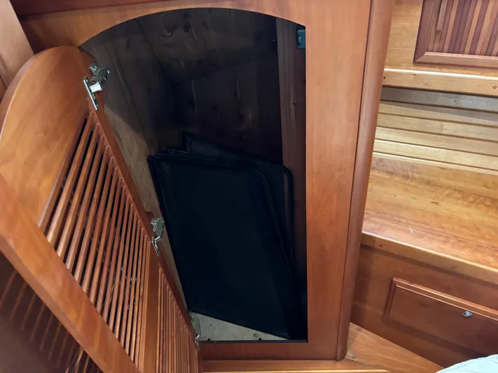 Blue Moon Yacht Photos Pics 