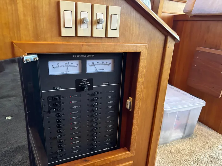 Blue Moon Yacht Photos Pics 