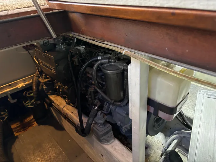 Blue Moon Yacht Photos Pics 