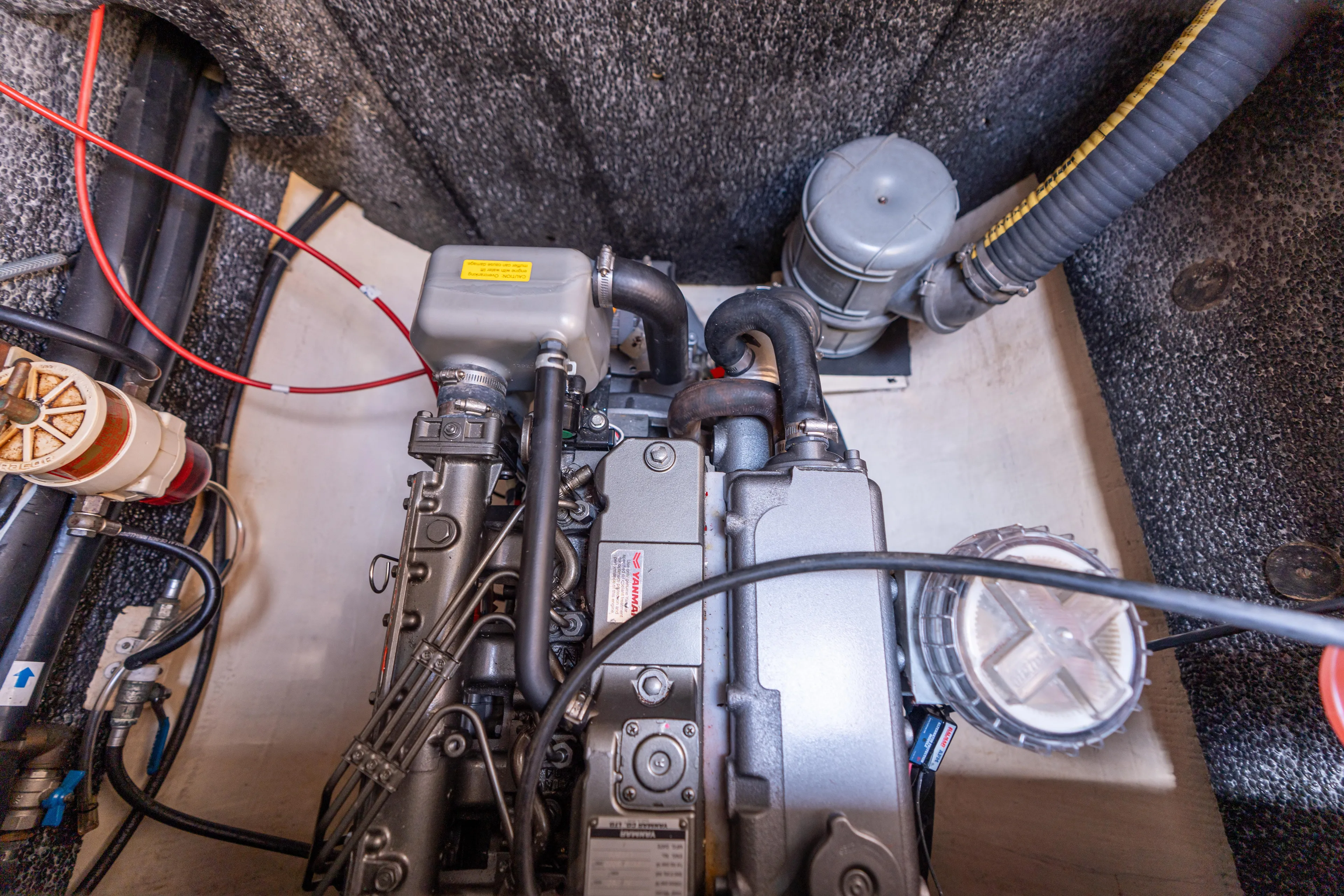 Atlas Yacht Photos Pics Port Engine Room