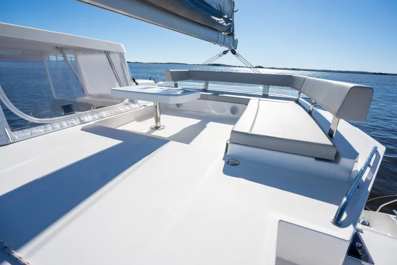 Grey Ghost Yacht Photos Pics Leopard 42 Skylounge