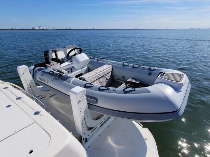 2006 Sea Ray 52 