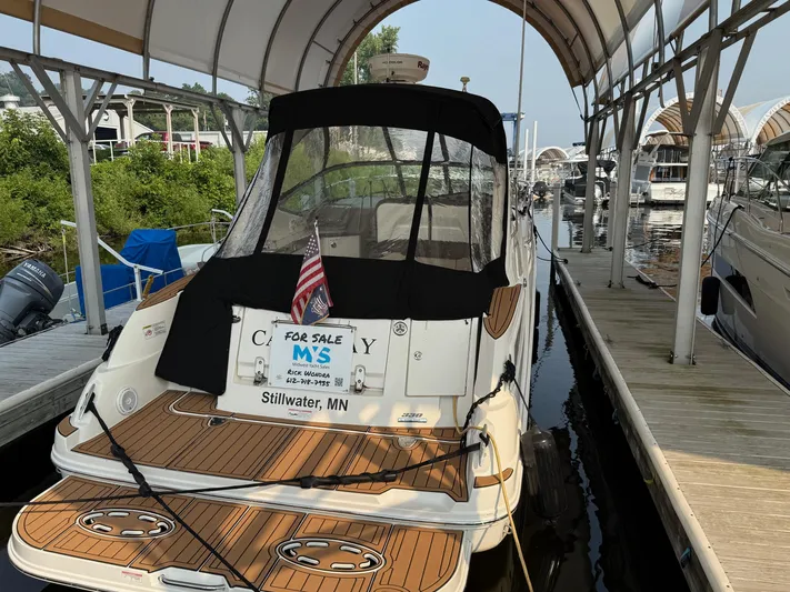  Yacht Photos Pics 2014 Sea Ray 330 Sundancer boat docked, for sale in Stillwater, MN.