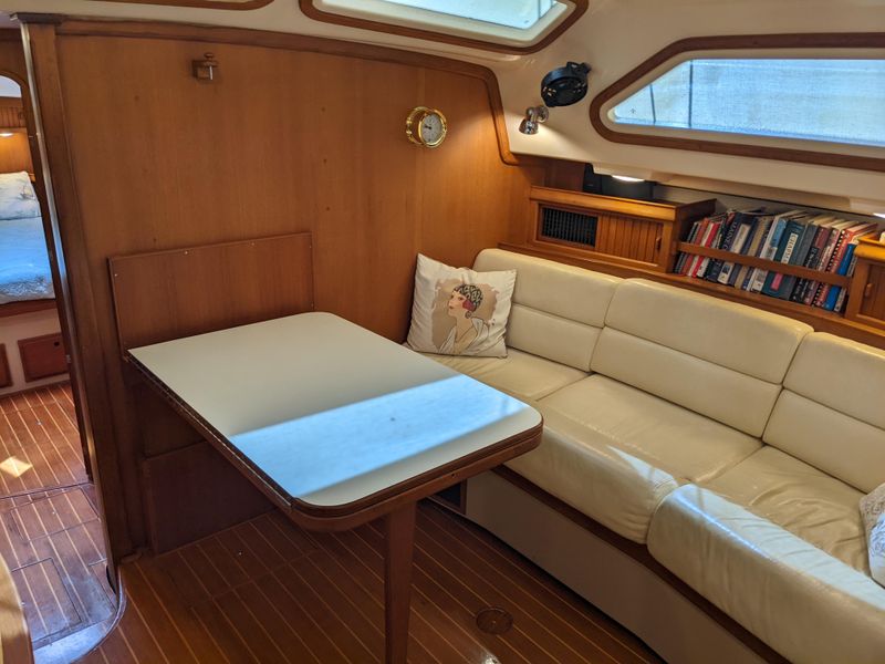 2004 Island Packet 485