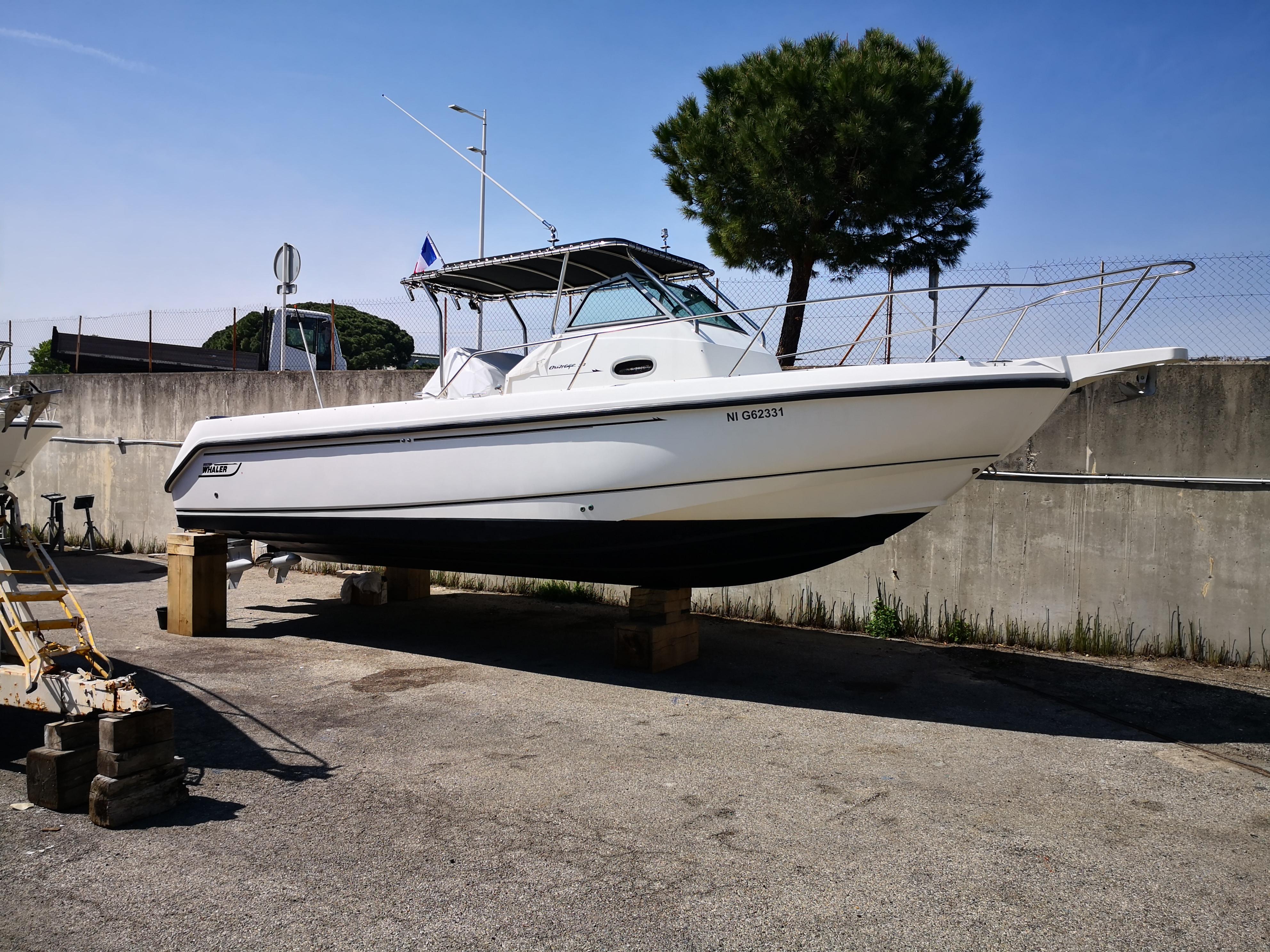 2000 Boston Whaler 28 Outrage