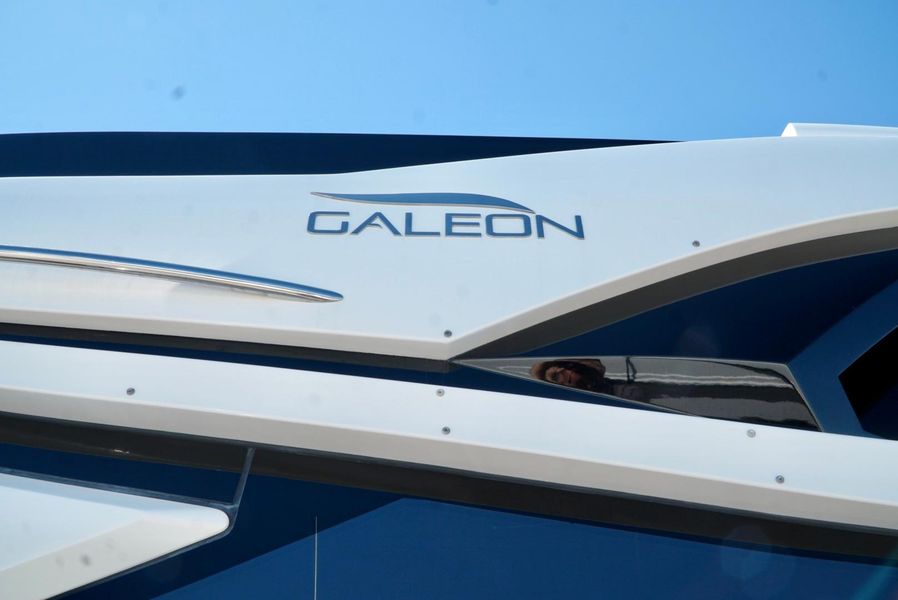 2016 Galeon 56 Skydeck