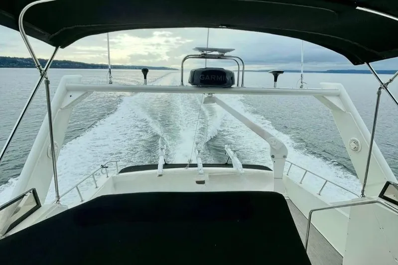 Gratus Yacht Photos Pics 